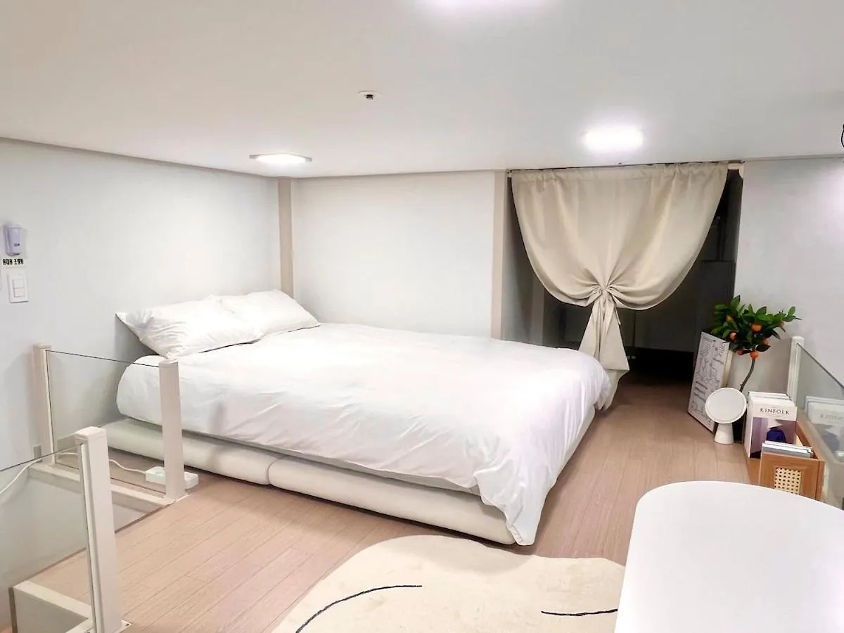Hongdae Luxury Stay Seoul South Korea